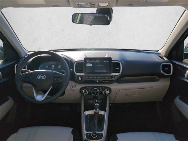 New 2026 Hyundai Venue SEL image 18