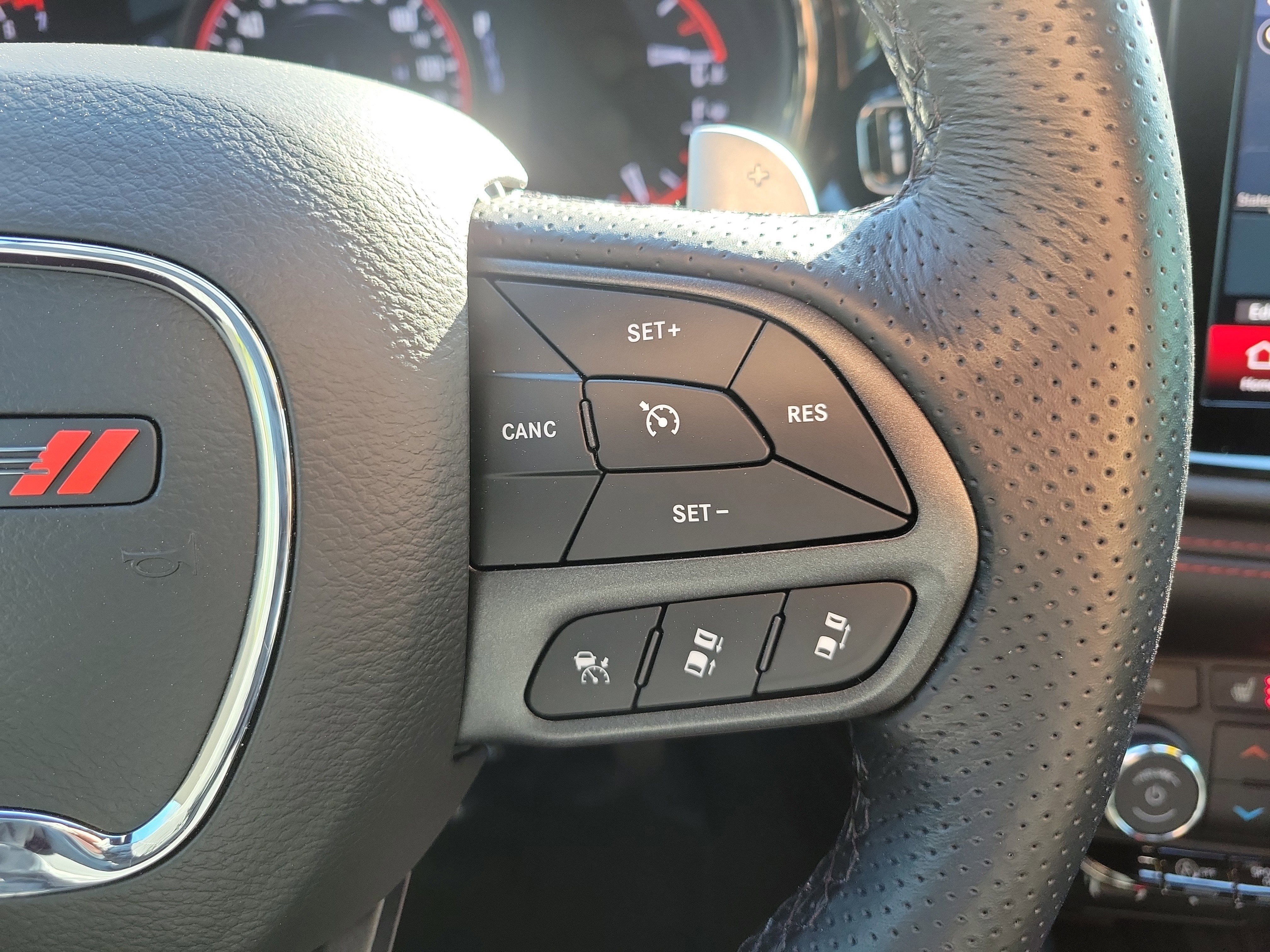 Used 2025 Dodge Durango GT image 30