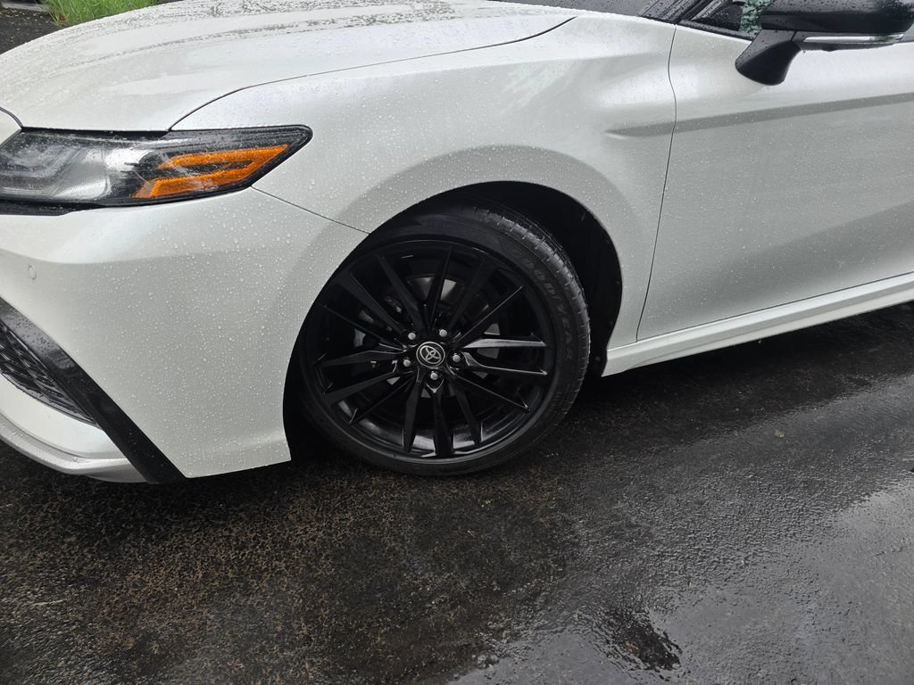 Used 2022 Toyota Camry XSE w/ Navigation Package AWD/4WD image 2
