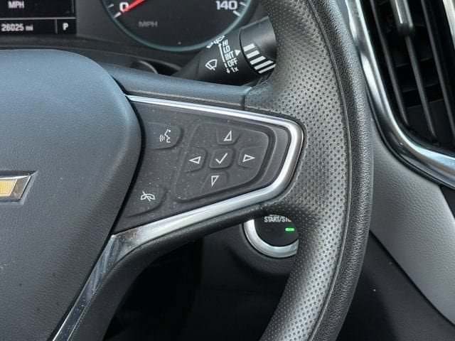 Used 2024 Chevrolet Equinox LS w/ Driver Confidence II Package FWD image 16