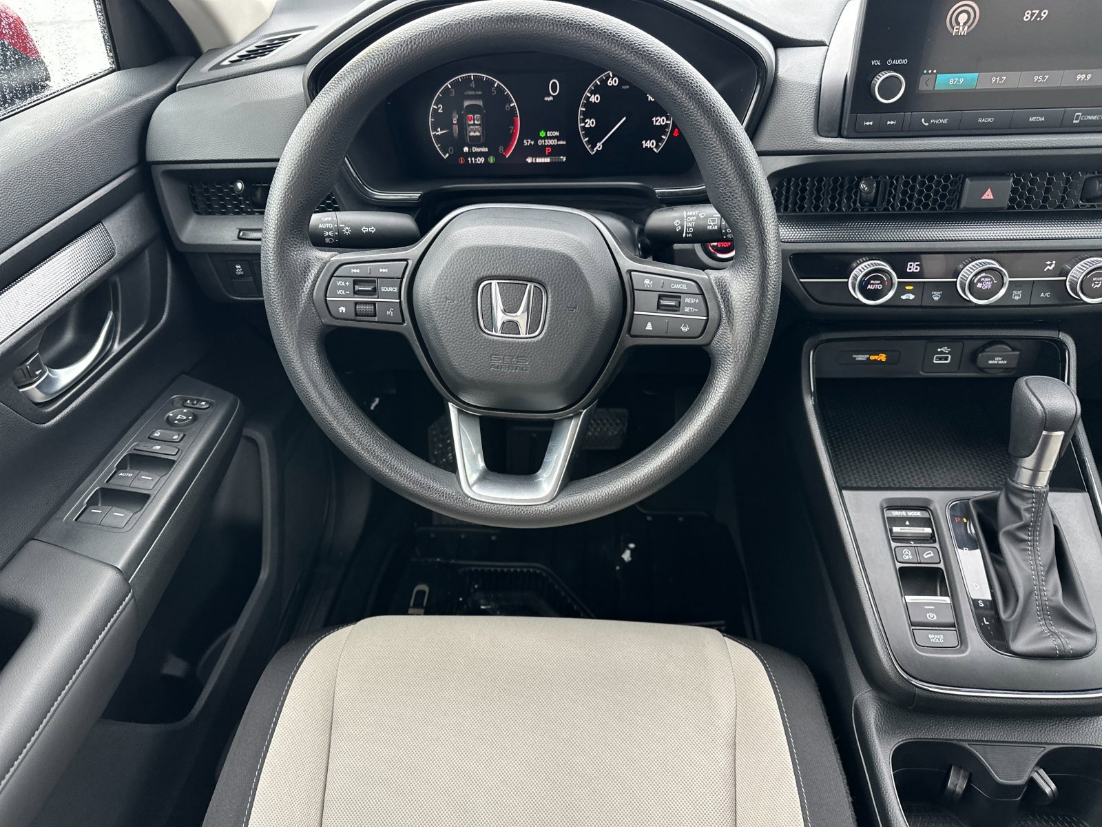 Used 2023 Honda CR-V LX image 13