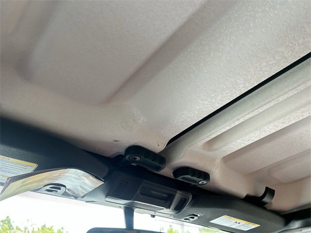 Used 2025 Jeep Gladiator Sport image 25