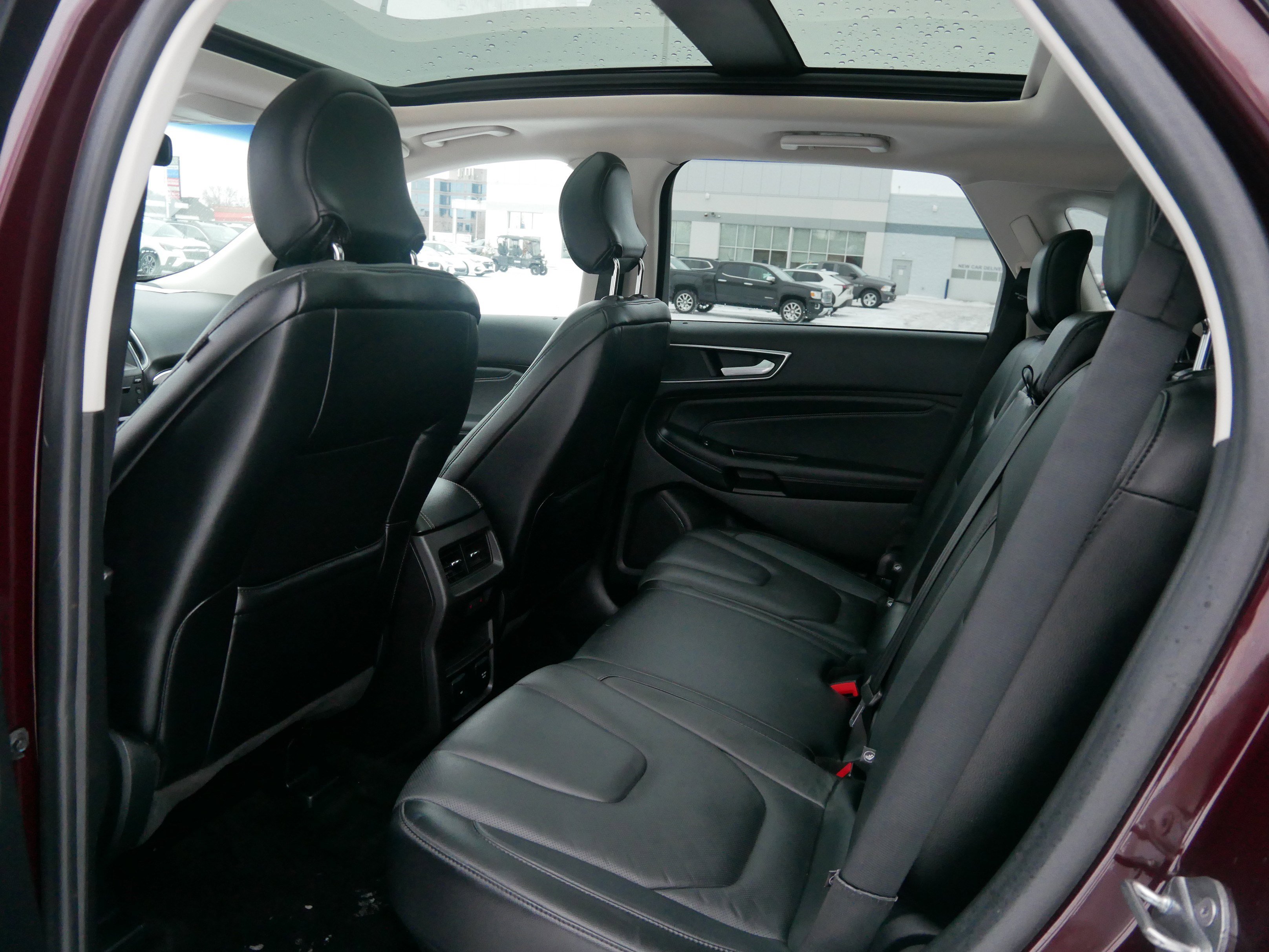 Used 2017 Ford Edge Titanium w/ Equipment Group 302A image 33