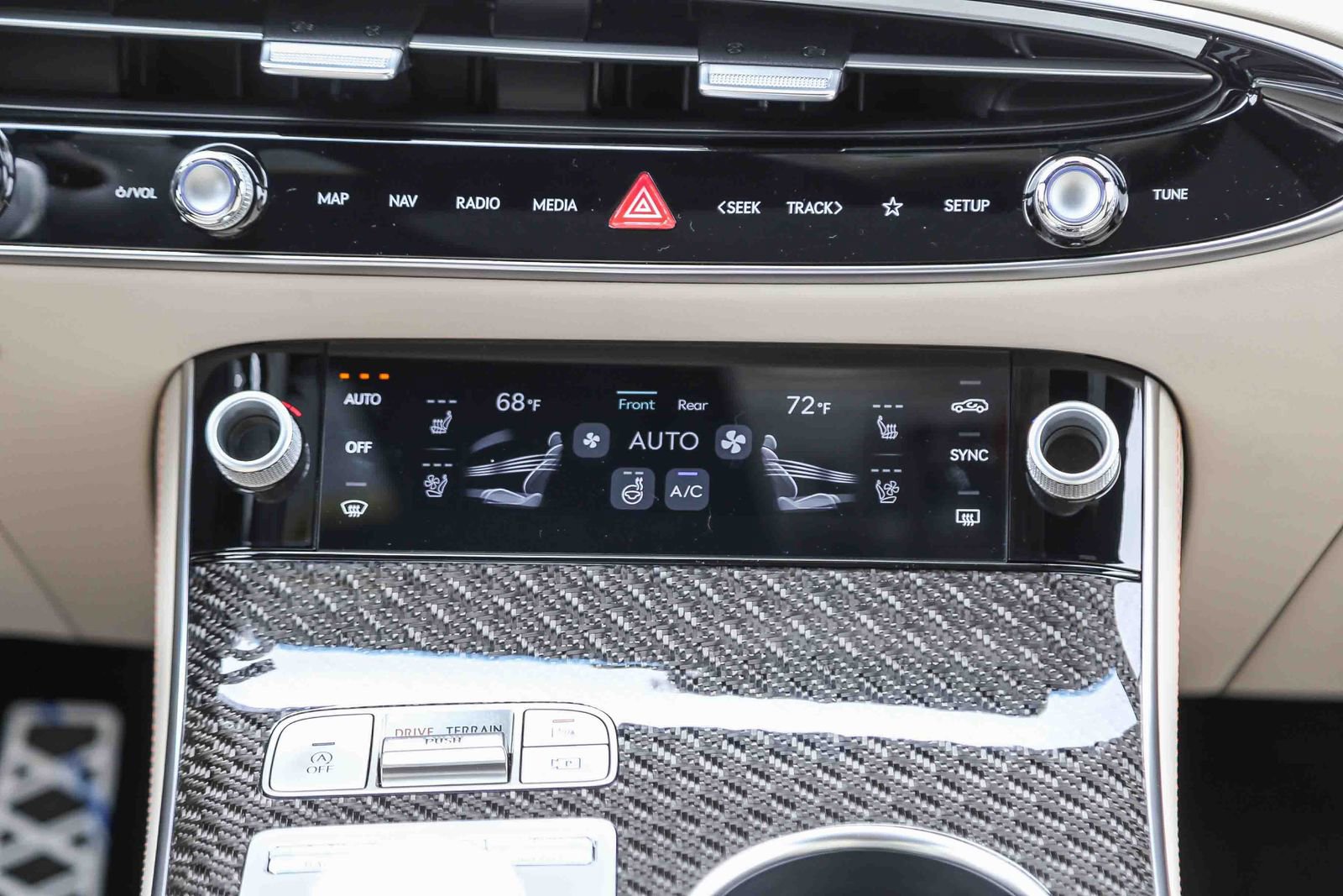 New 2026 Genesis GV70 3.5T Sport Prestige AWD/4WD image 13