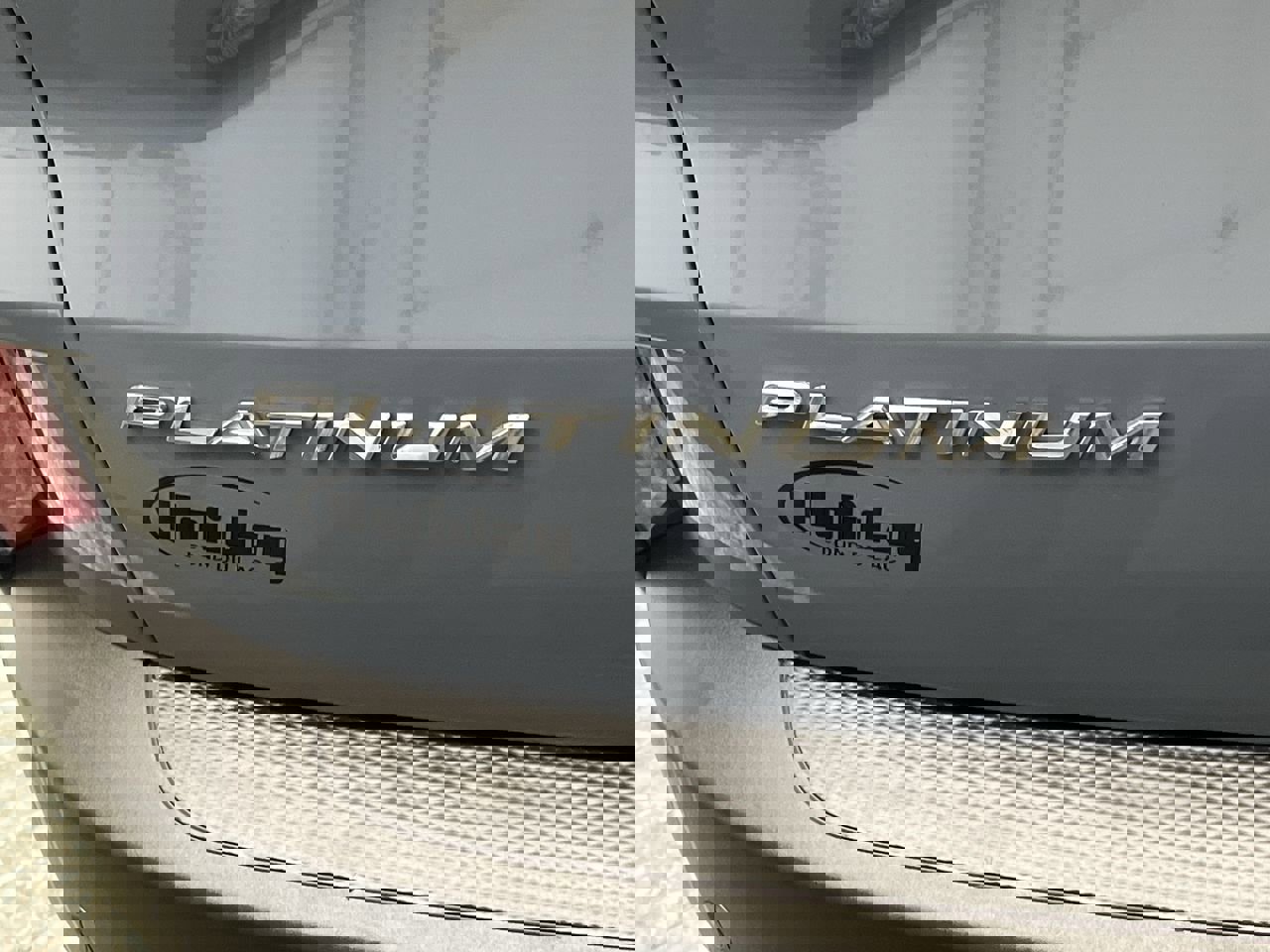 Used 2024 Ford Escape Platinum image 30