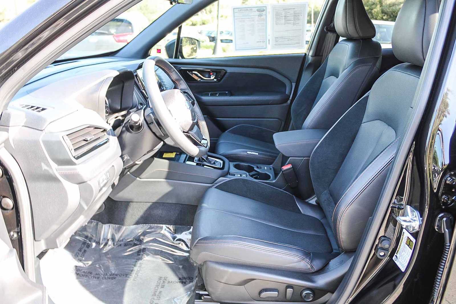 Certified 2025 Subaru Forester Touring AWD/4WD image 17