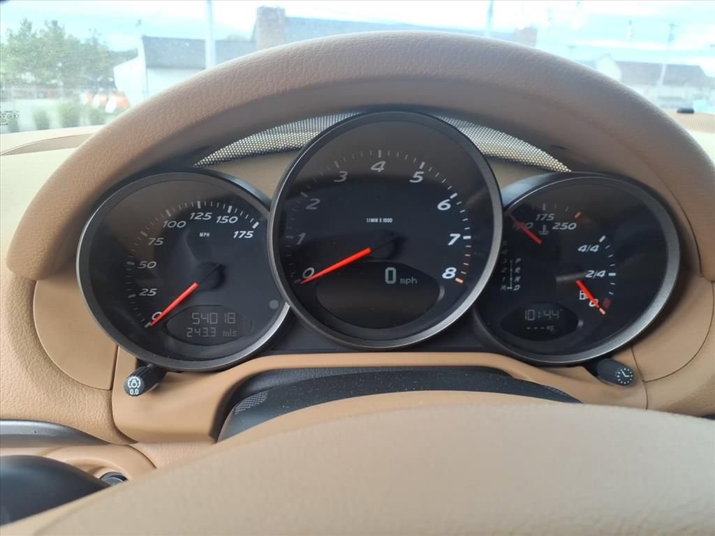 Used 2005 Porsche Boxster Base image 14