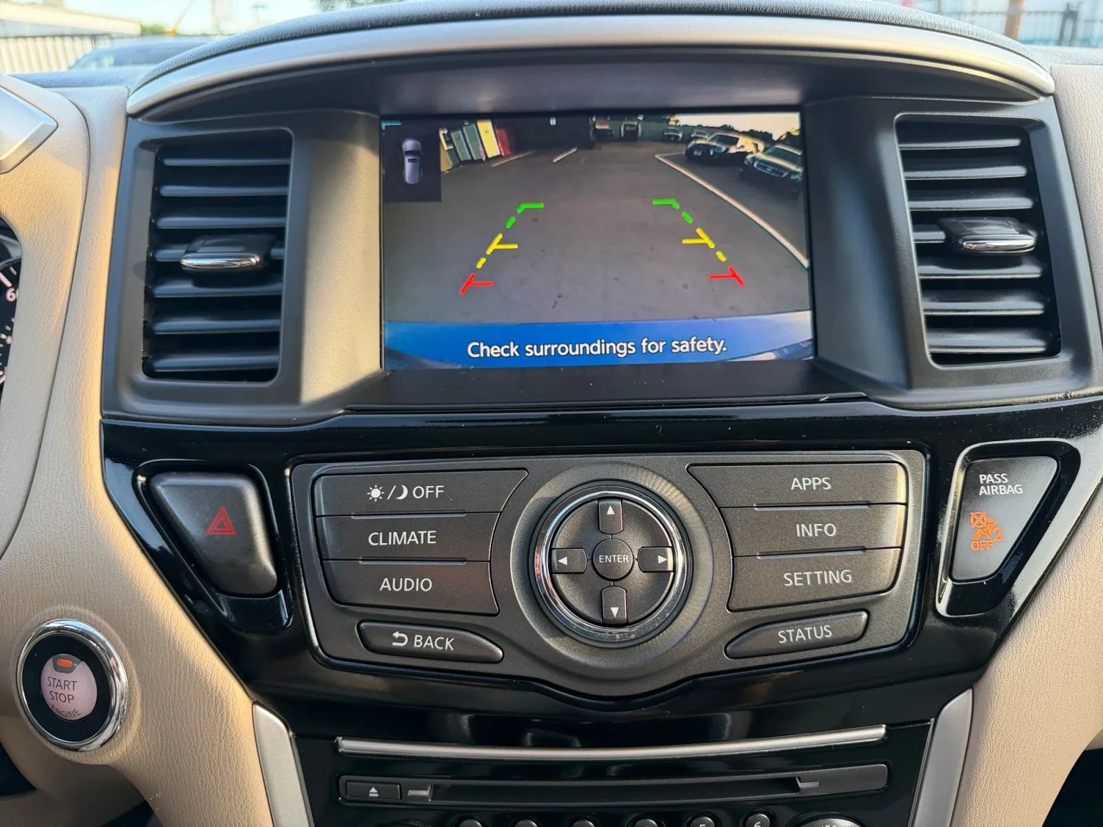 Used 2019 Nissan Pathfinder SV FWD image 13