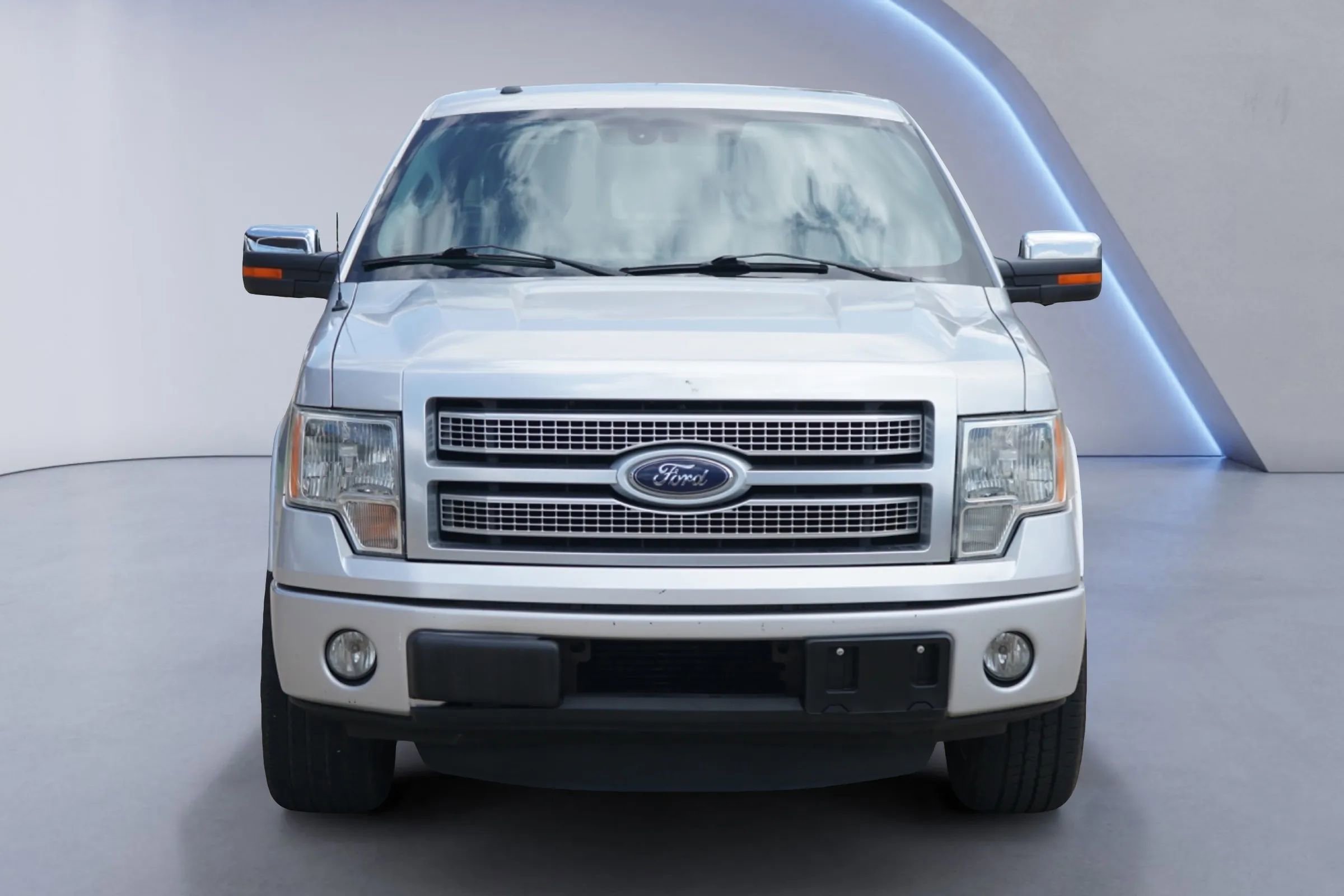Used 2012 Ford F150 Platinum RWD image 4