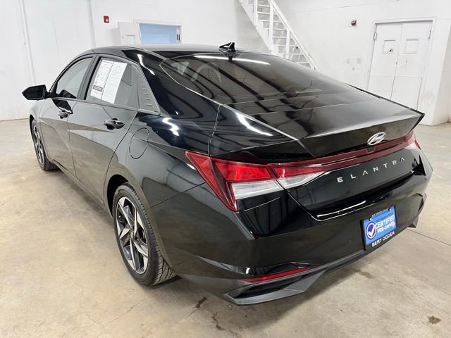 Used 2023 Hyundai Elantra SEL w/ Convenience Package FWD image 5