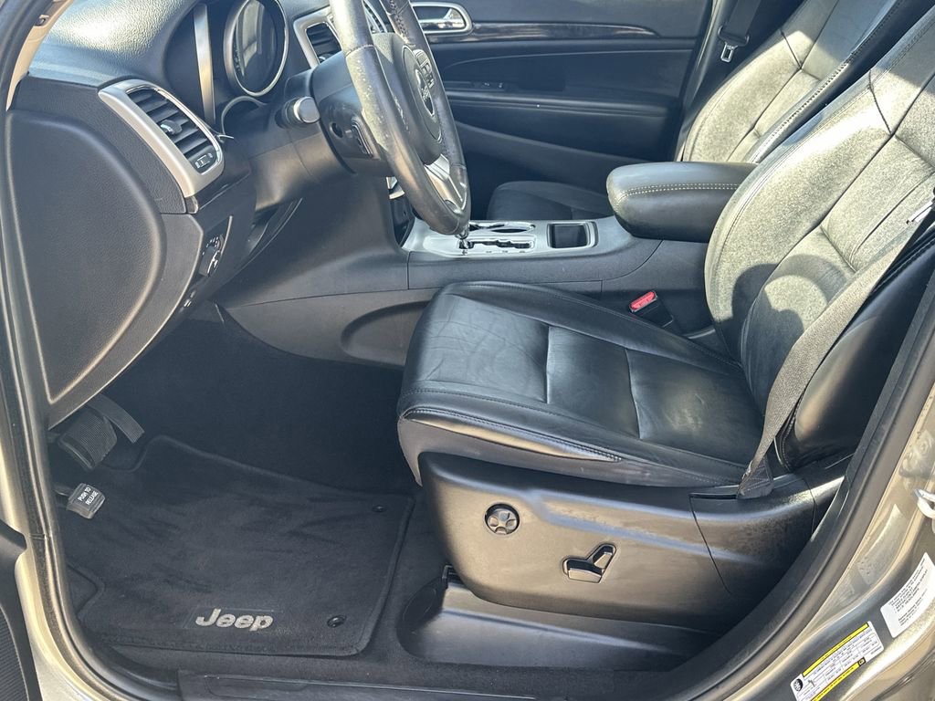 Used 2012 Jeep Grand Cherokee Laredo image 9