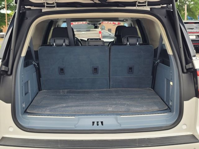 Used 2018 Lincoln Navigator L Black Label w/ Cargo Package AWD/4WD image 9