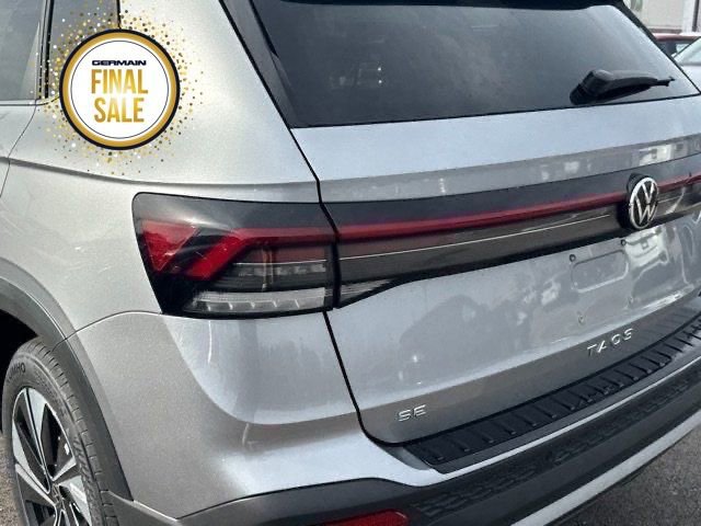 New 2025 Volkswagen Taos SE image 12