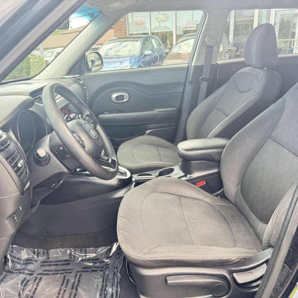Used 2014 Kia Soul FWD image 20