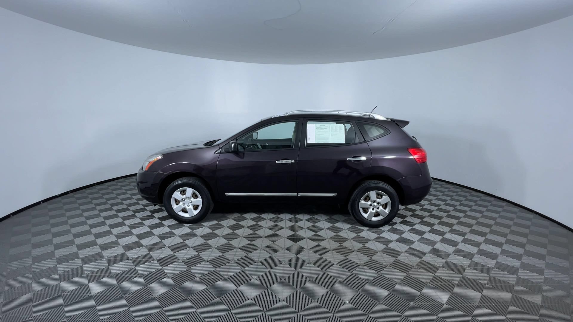 Used 2014 Nissan Rogue S w/ Convenience Package AWD/4WD image 5