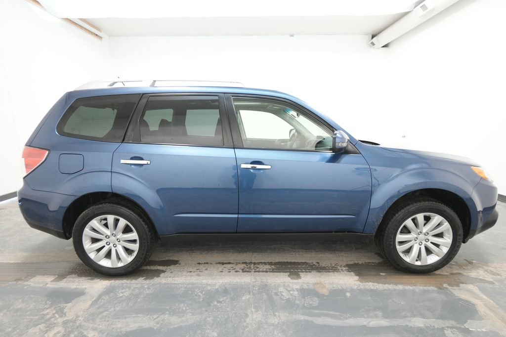 Used 2012 Subaru Forester 2.5X Touring image 9