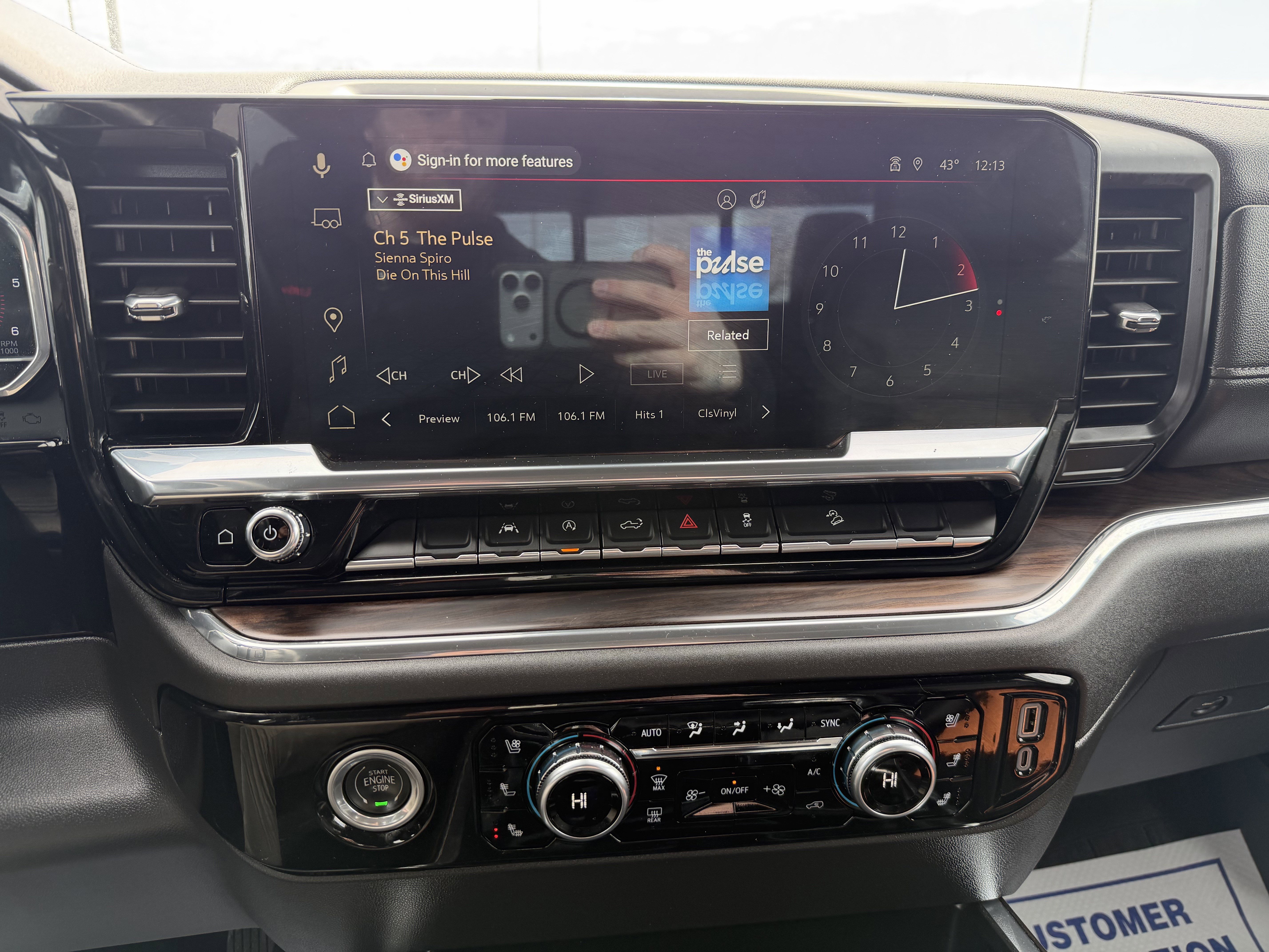 Used 2023 GMC Sierra 1500 SLT w/ SLT Premium Package image 16