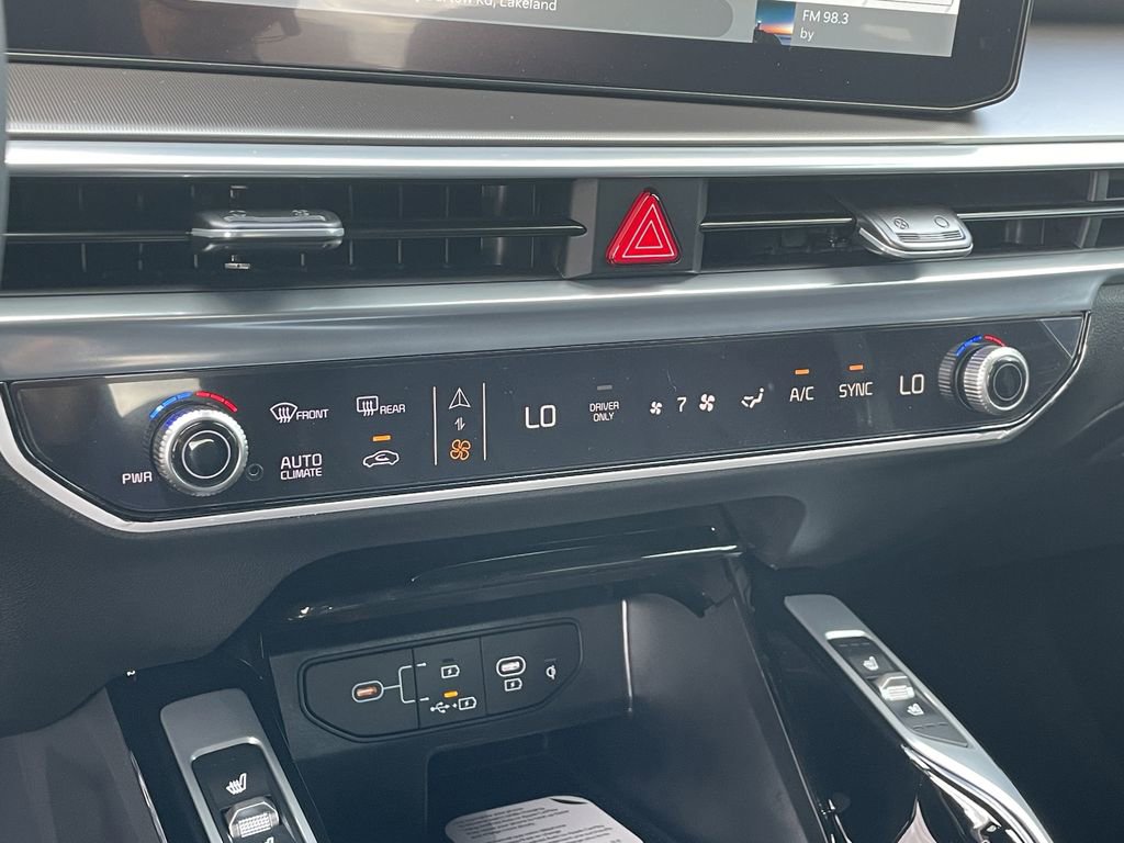 New 2026 Kia Sorento SX Prestige image 25