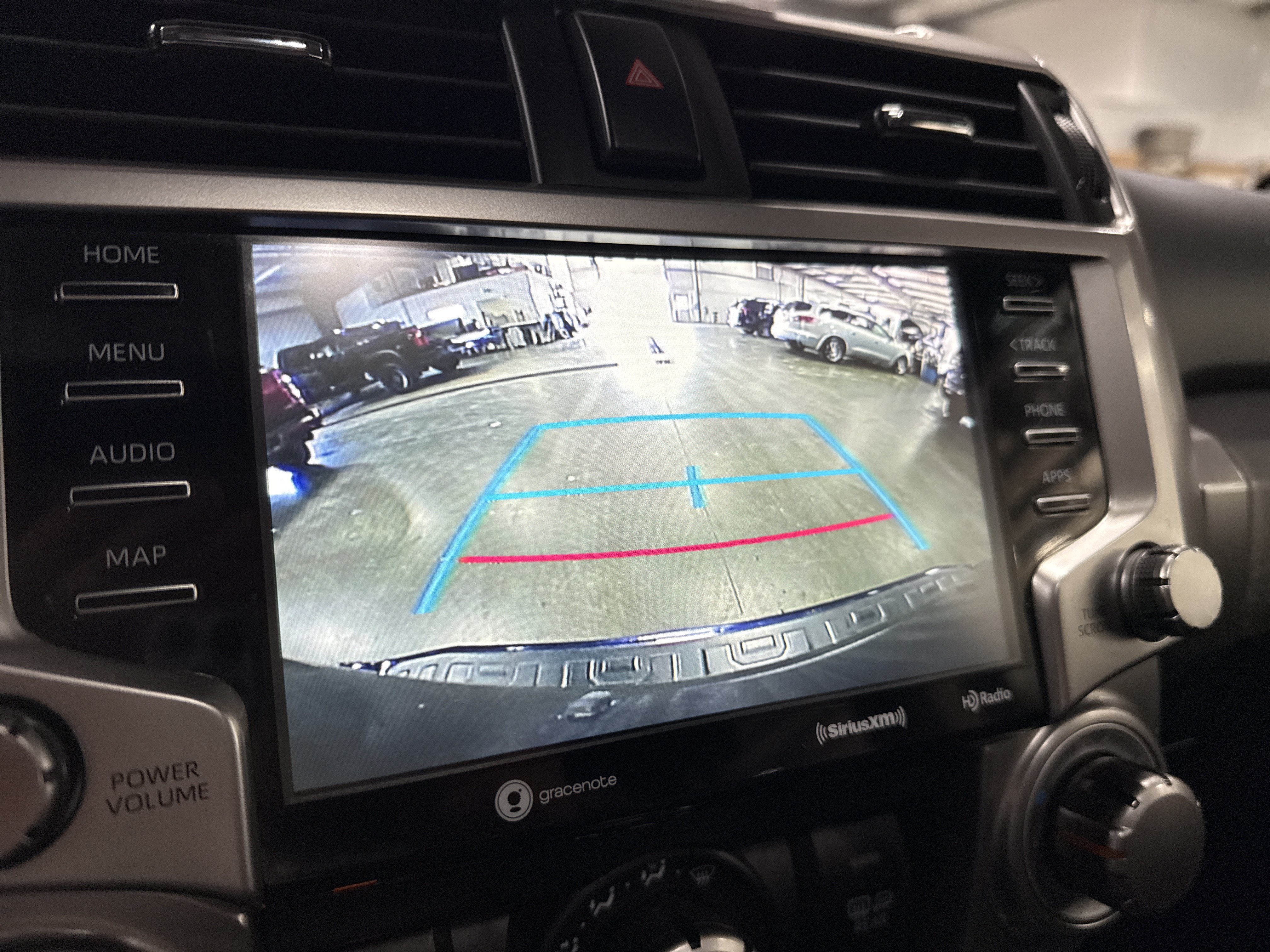 Used 2020 Toyota 4Runner SR5 Premium w/ Moonroof Package AWD/4WD image 14