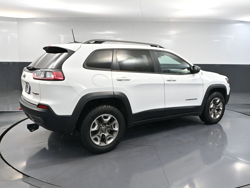 Used 2019 Jeep Cherokee Trailhawk image 5