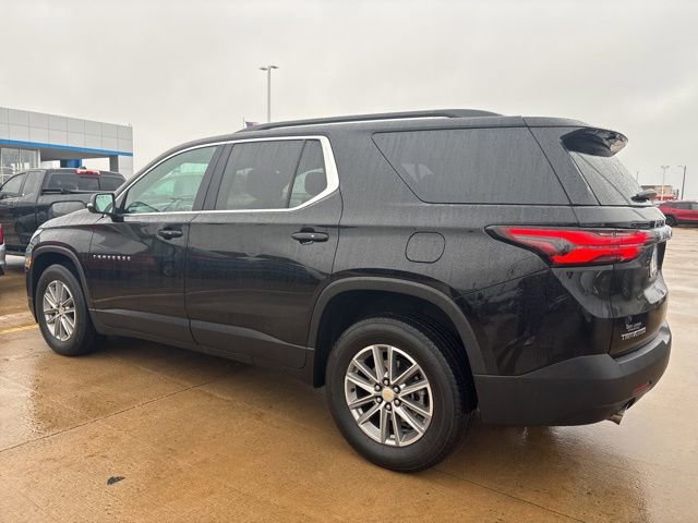 Used 2023 Chevrolet Traverse LT image 4