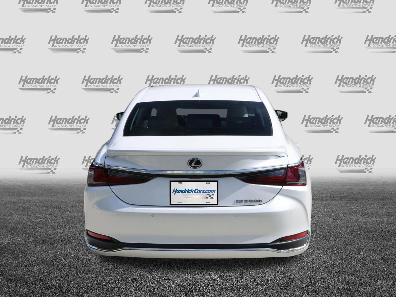 Certified 2024 Lexus ES 300h Ultra Luxury w/ Accessory Package (Z2) FWD image 8