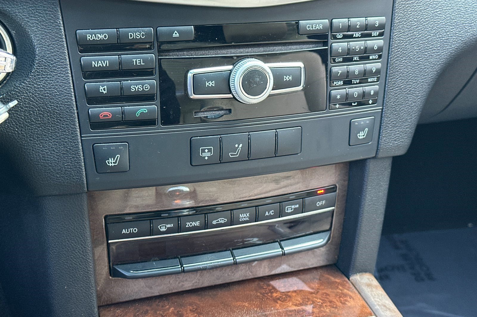 Used 2012 Mercedes-Benz E 350 BlueTEC Sedan image 19