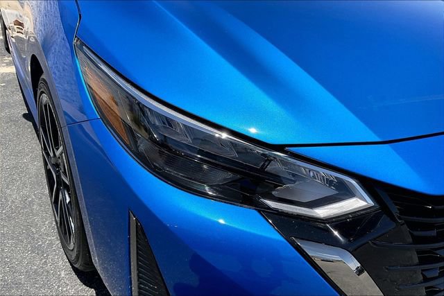 Certified 2025 Nissan Sentra SR FWD image 27