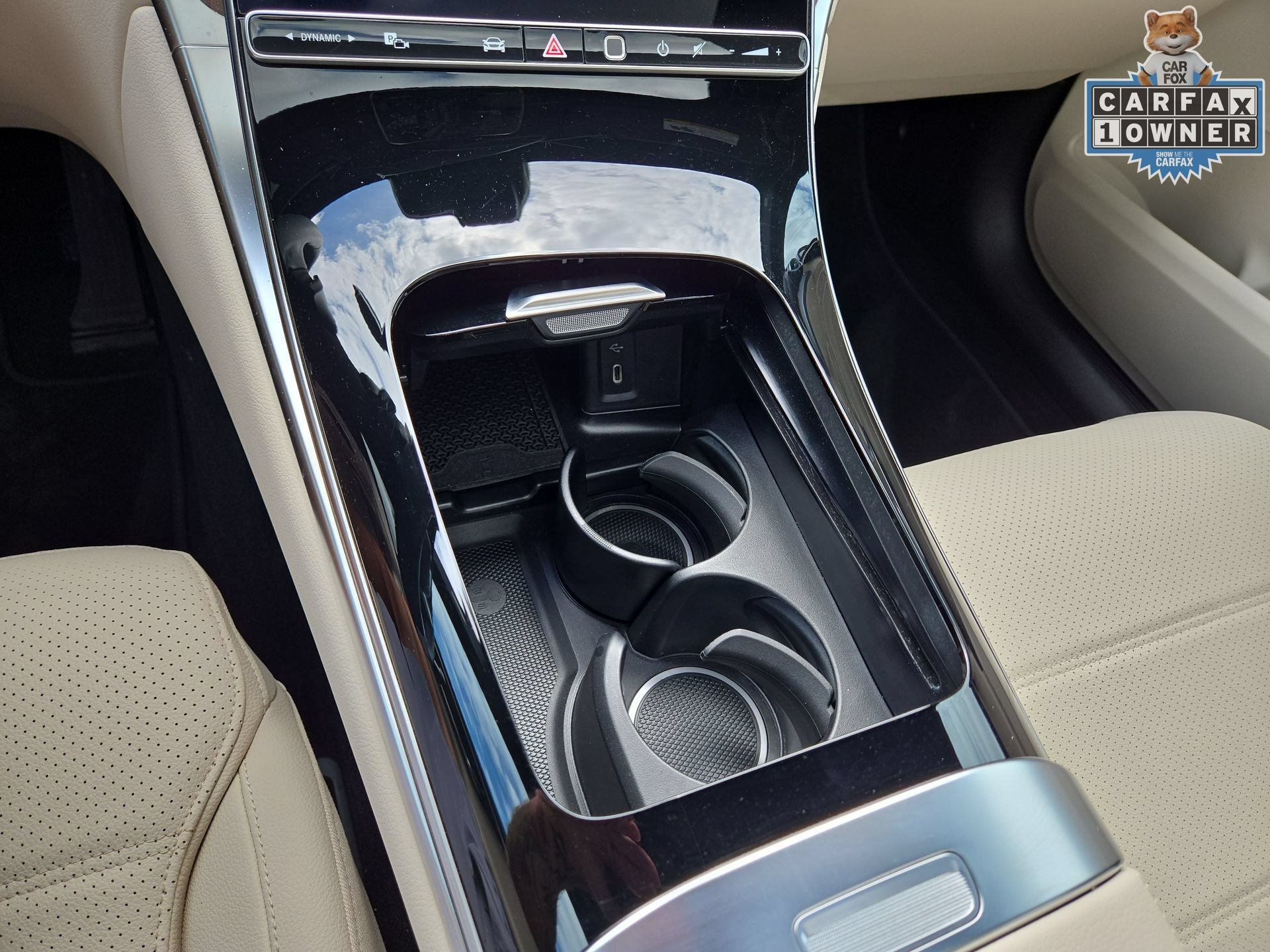 Certified 2025 Mercedes-Benz GLC 300 image 22