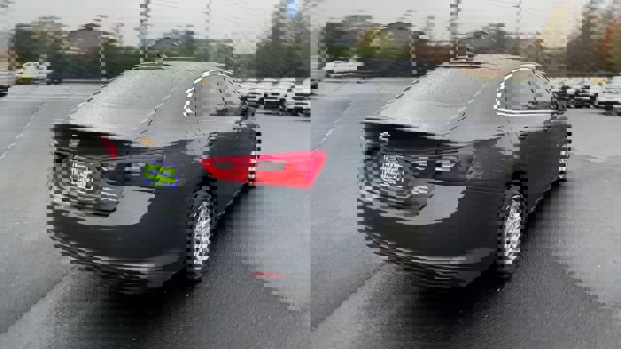 Used 2020 Chevrolet Malibu LS w/ Driver Confidence Package II image 8