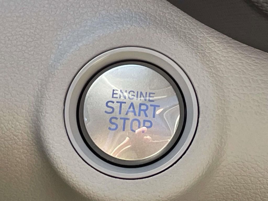 New 2026 Hyundai Venue SEL image 24