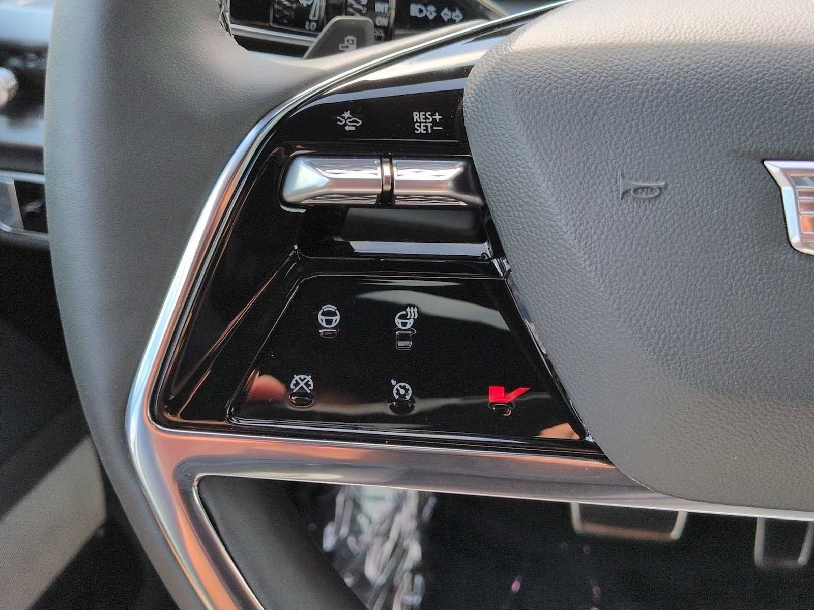 New 2027 Cadillac Vistiq Sport AWD/4WD image 15