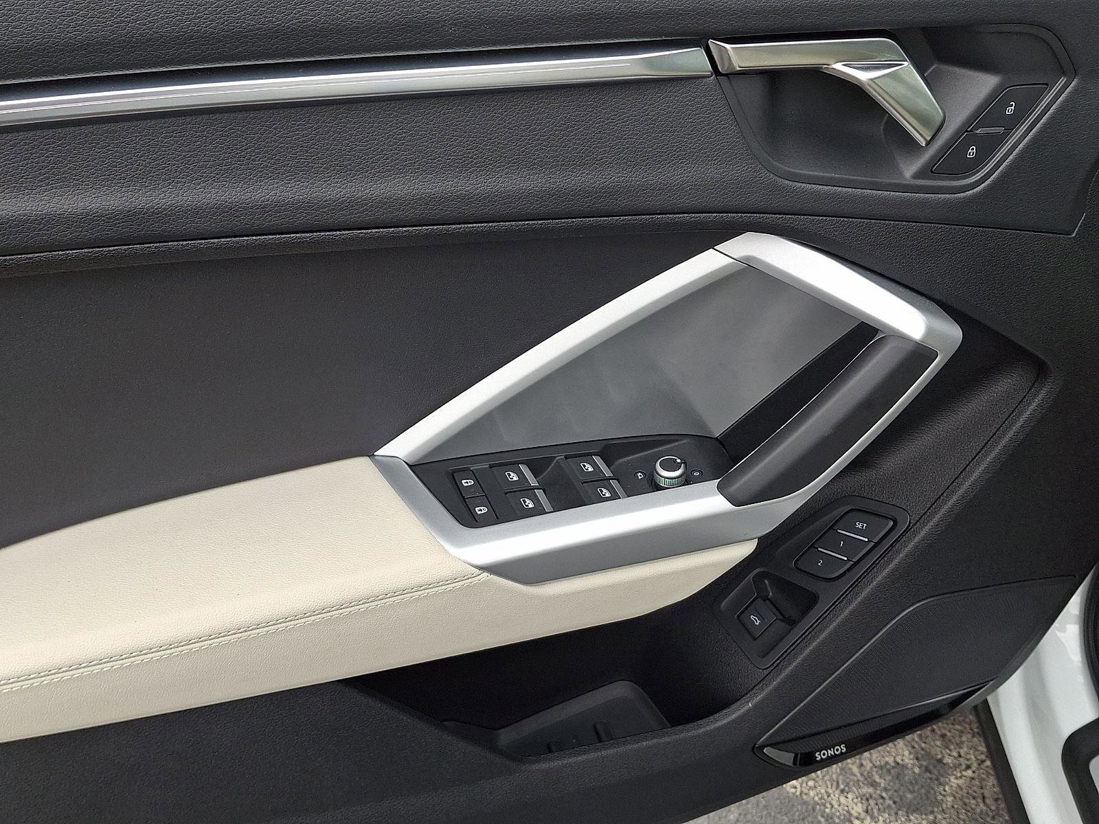 Used 2025 Audi Q3 2.0T Premium Plus w/ Premium Plus Package image 12