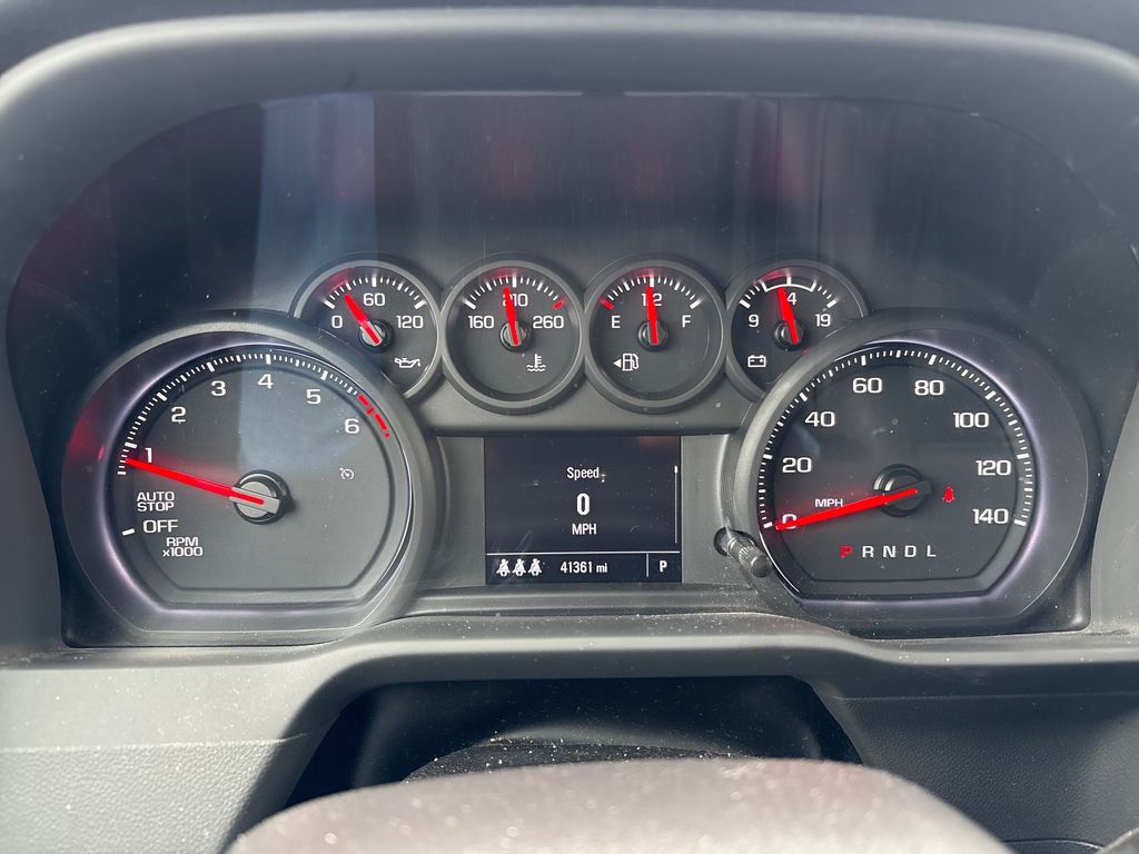 Used 2024 Chevrolet Silverado 1500 Custom Trail Boss w/ Turbomax Blackout Package AWD/4WD image 20