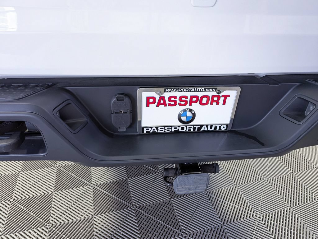 Used 2024 Jeep Gladiator Sport AWD/4WD image 13