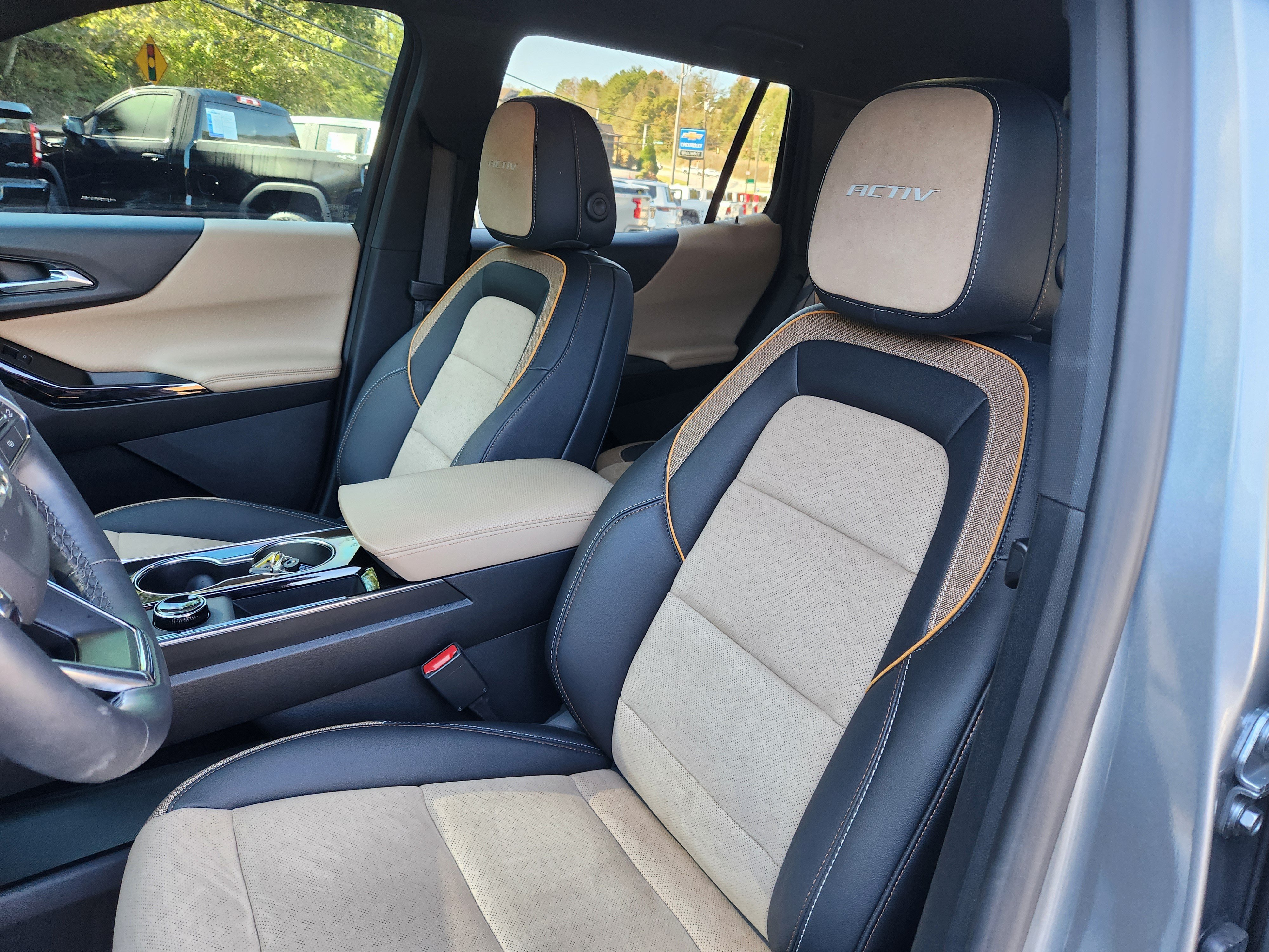 Used 2026 Chevrolet Equinox ACTIV w/ Convenience Package III AWD/4WD image 20