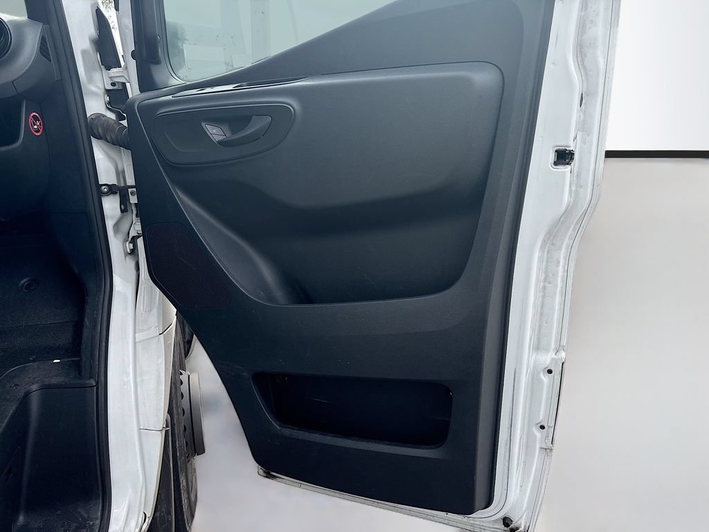 Used 2023 Mercedes-Benz Sprinter 4500 image 13