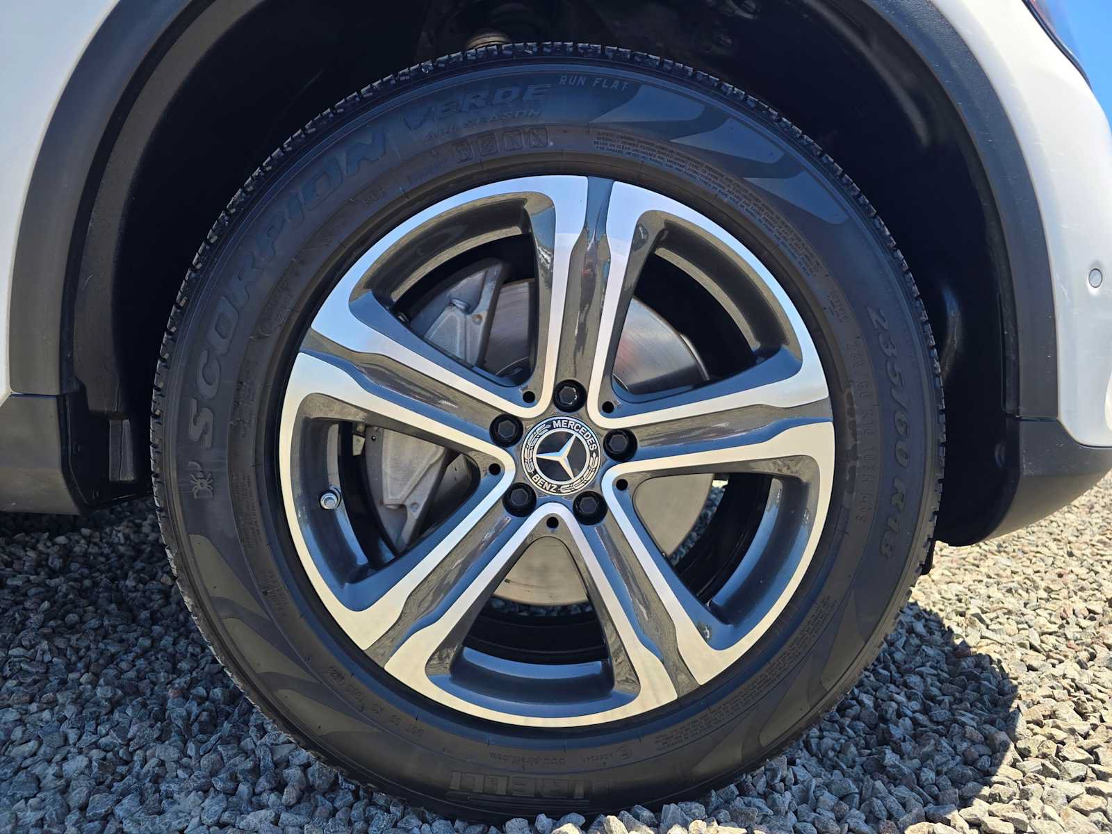 Used 2021 Mercedes-Benz GLC 300 4MATIC image 9
