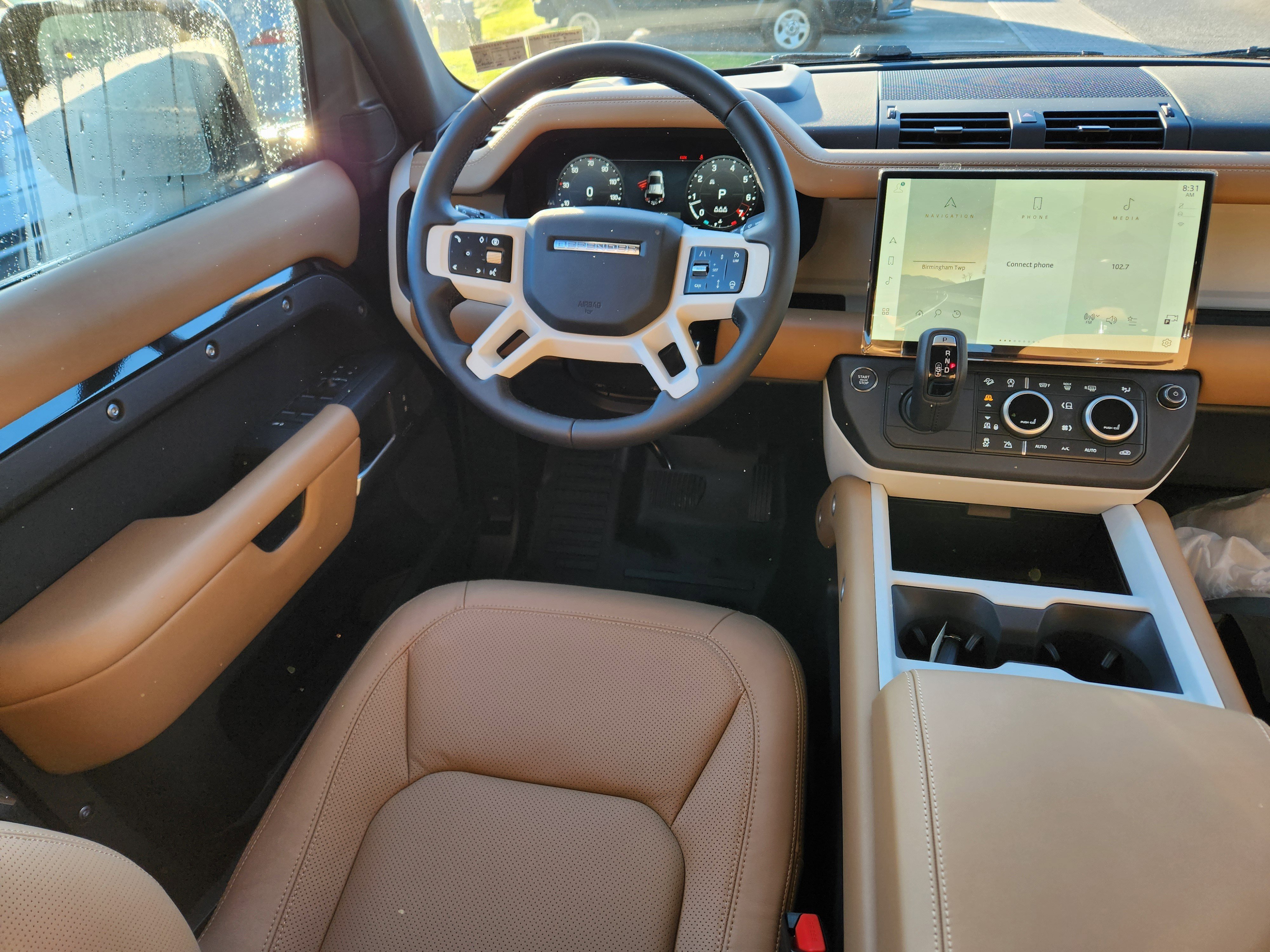 New 2026 Land Rover Defender 110 X-Dynamic SE image 14