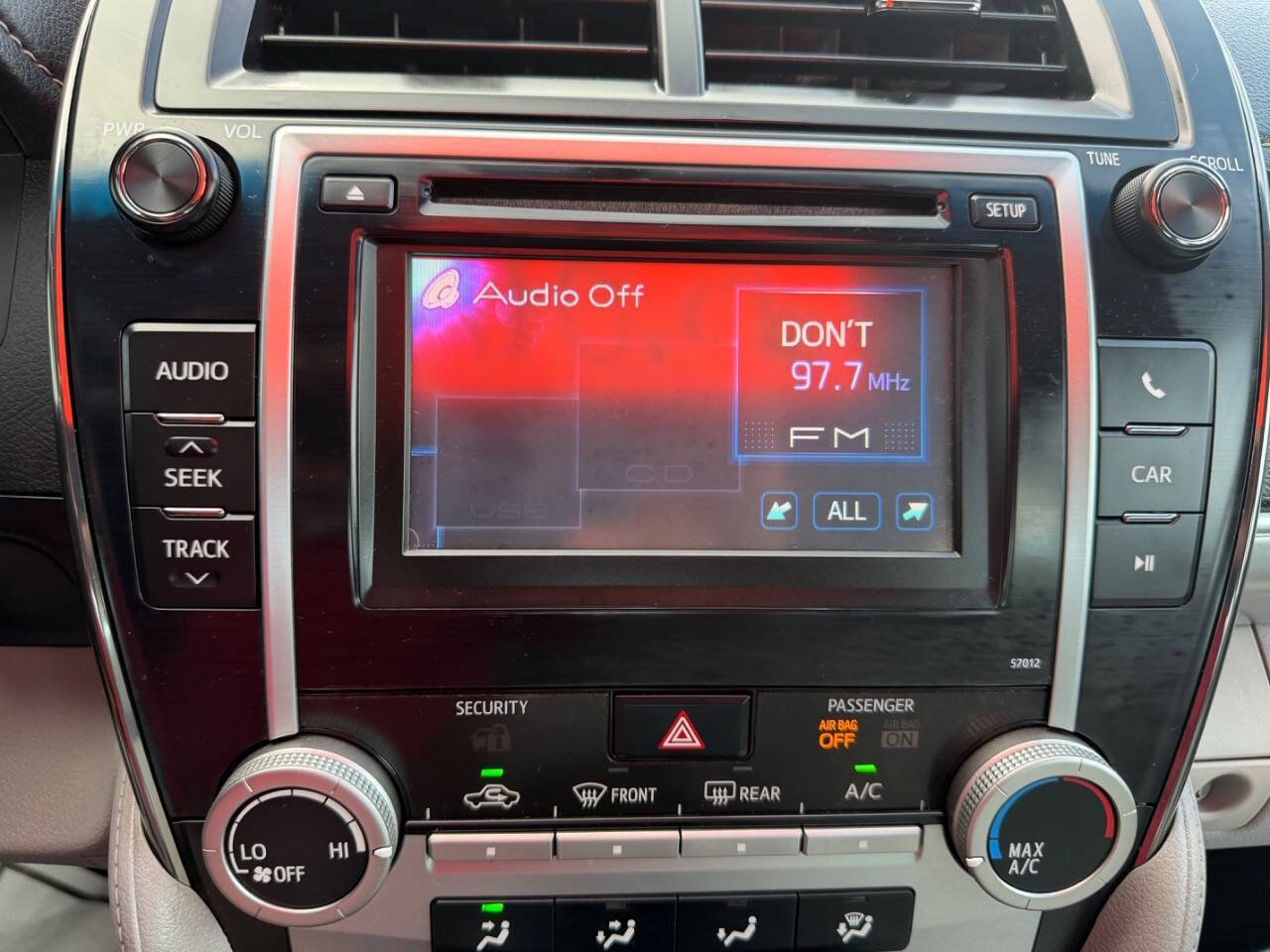Used 2012 Toyota Camry LE w/ Preferred Accessory Pkg FWD image 38