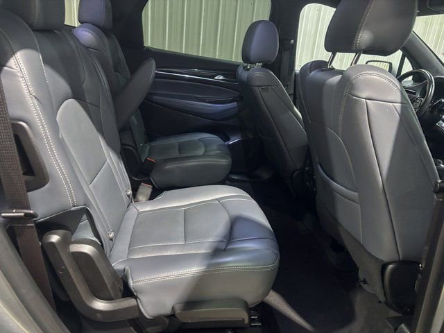 Used 2024 Buick Enclave Premium image 26