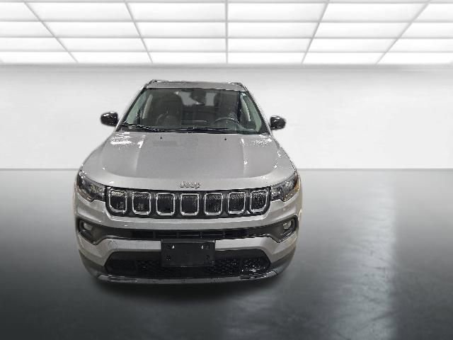 Used 2022 Jeep Compass Latitude AWD/4WD image 9
