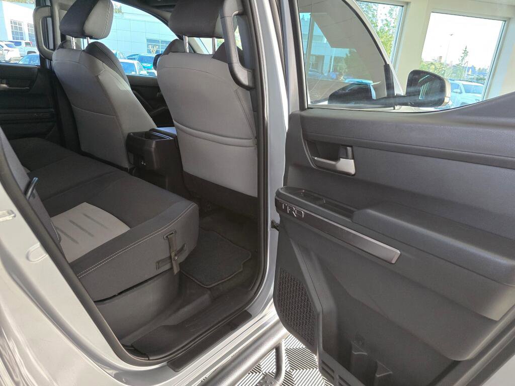 Used 2024 Toyota Tacoma TRD Off-Road image 37