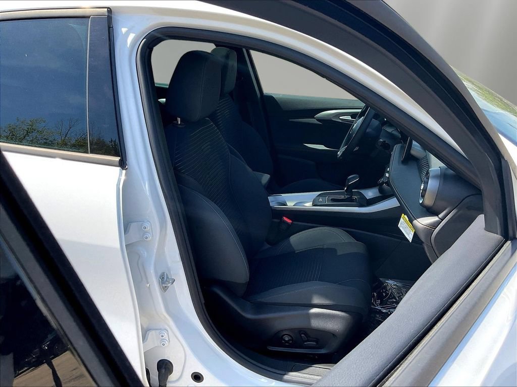 New 2025 Alfa Romeo Tonale AWD/4WD image 11