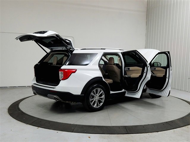Used 2022 Ford Explorer Limited image 15