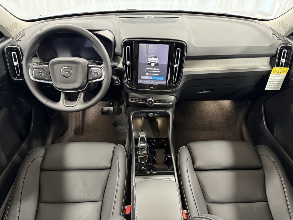 New 2026 Volvo XC40 B5 Plus w/ Protection Package Premier image 2