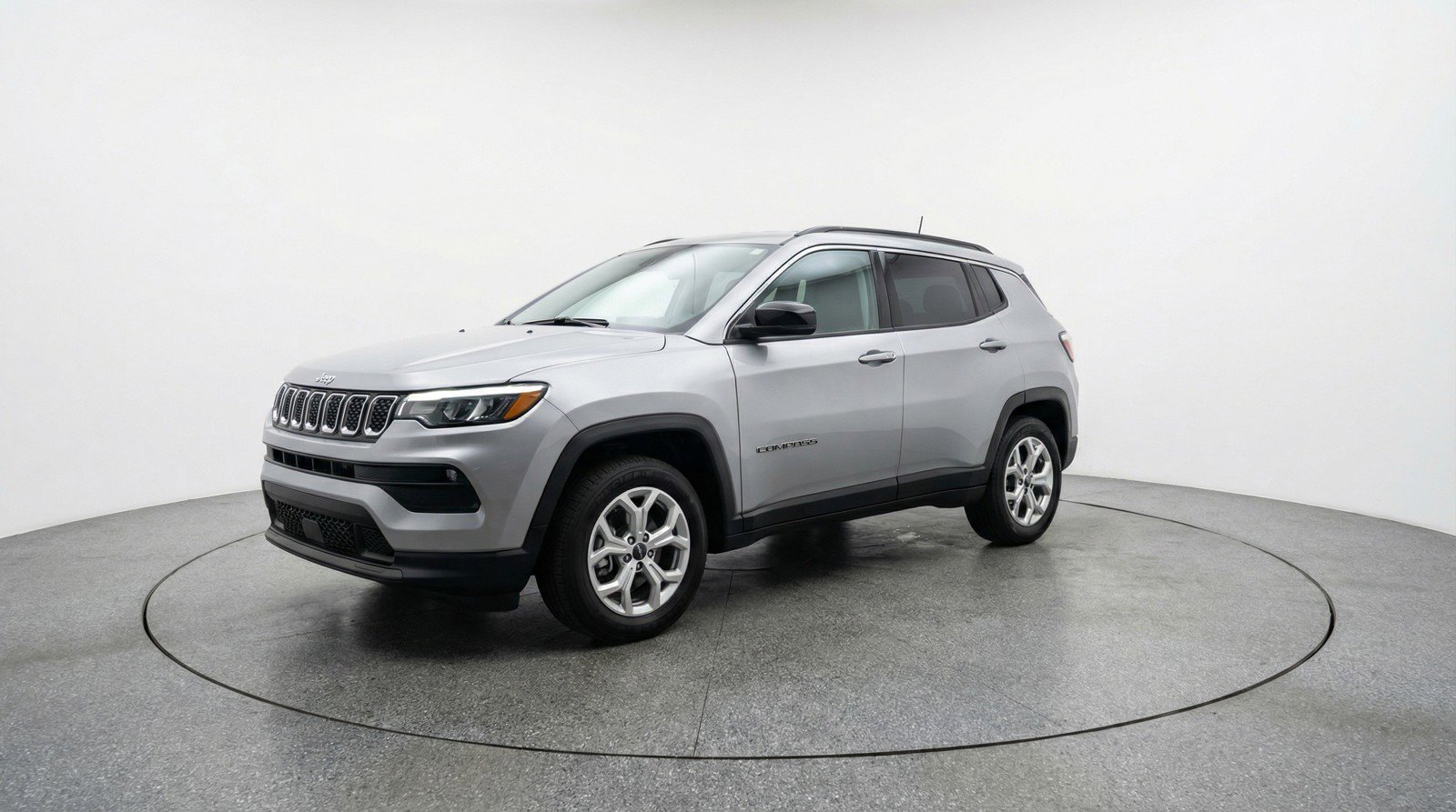 Used 2025 Jeep Compass Latitude image 3