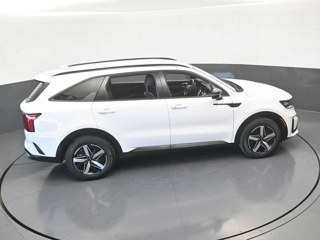 Used 2023 Kia Sorento S image 56