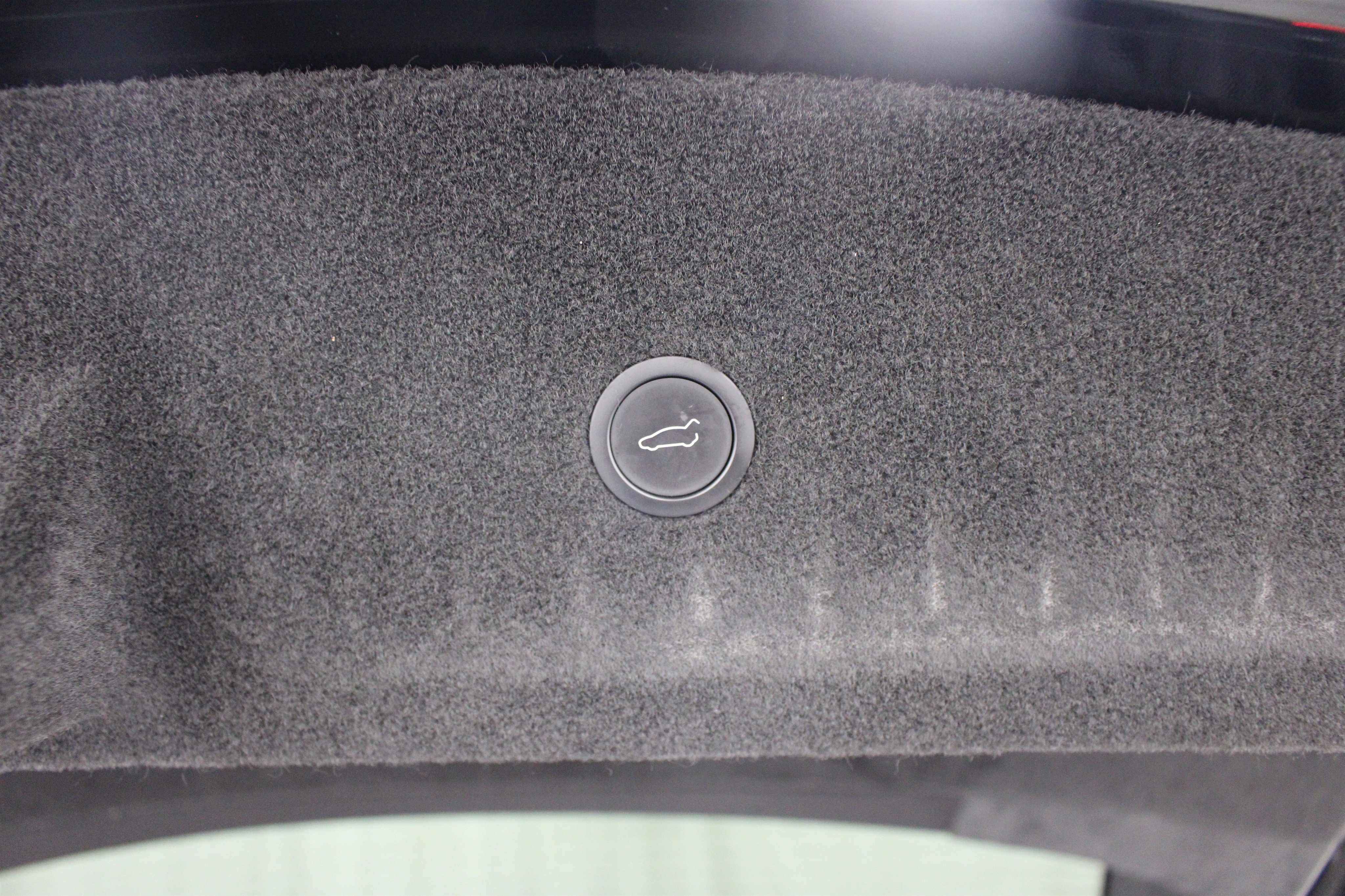 Used 2022 Tesla Model S Plaid image 19