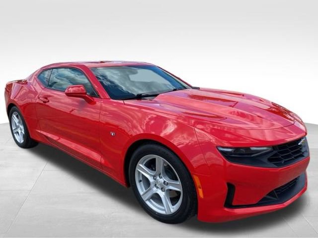 Used 2023 Chevrolet Camaro LT image 4